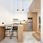 Houseloft Mondrian Campus *