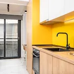 Houseloft Mondrian Campus *