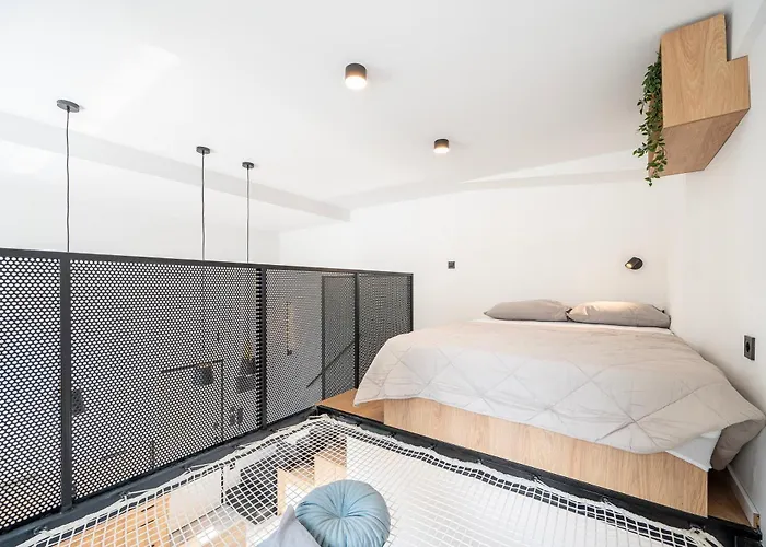 아파트 Houseloft Mondrian Campus 테살로니키